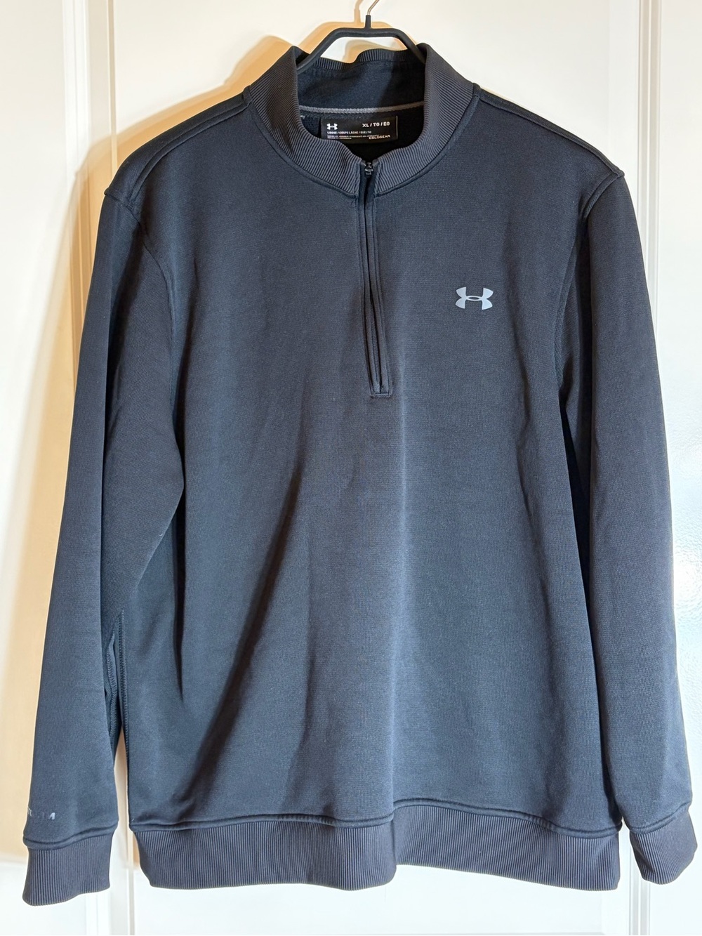 Under Armour Men's Black Quarter-Zip Pullover